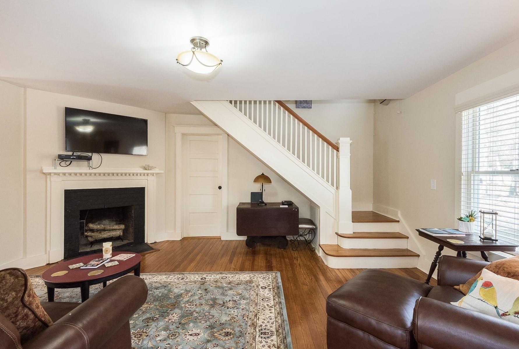572 Montauk Highway, Westhampton Beach, New York image 9