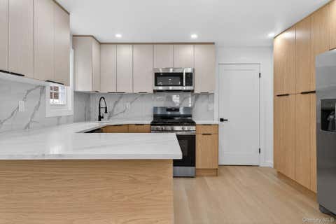 Homes For Sale - 145-03 123rd Avenue<br/> Jamaica, NY 11436