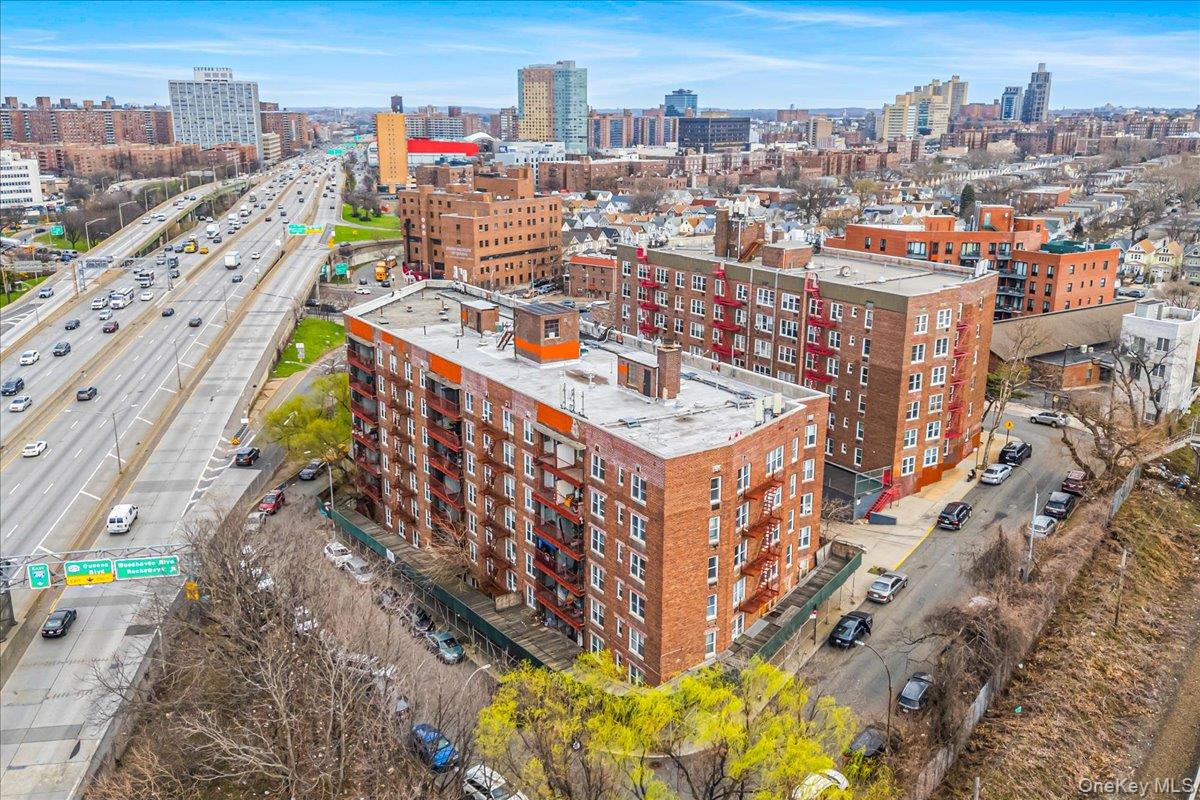 8616 60th Avenue 5P - Photo 3