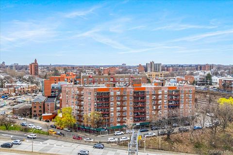 Homes For Sale - 8616 60th Avenue #5P<br/> Queens County, Elmhurst, NY 11373