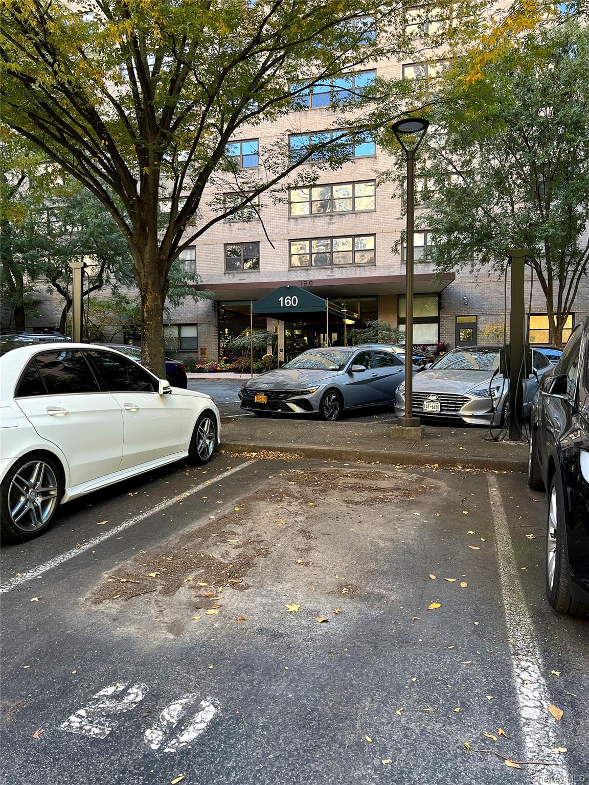 160 West End Avenue 26P