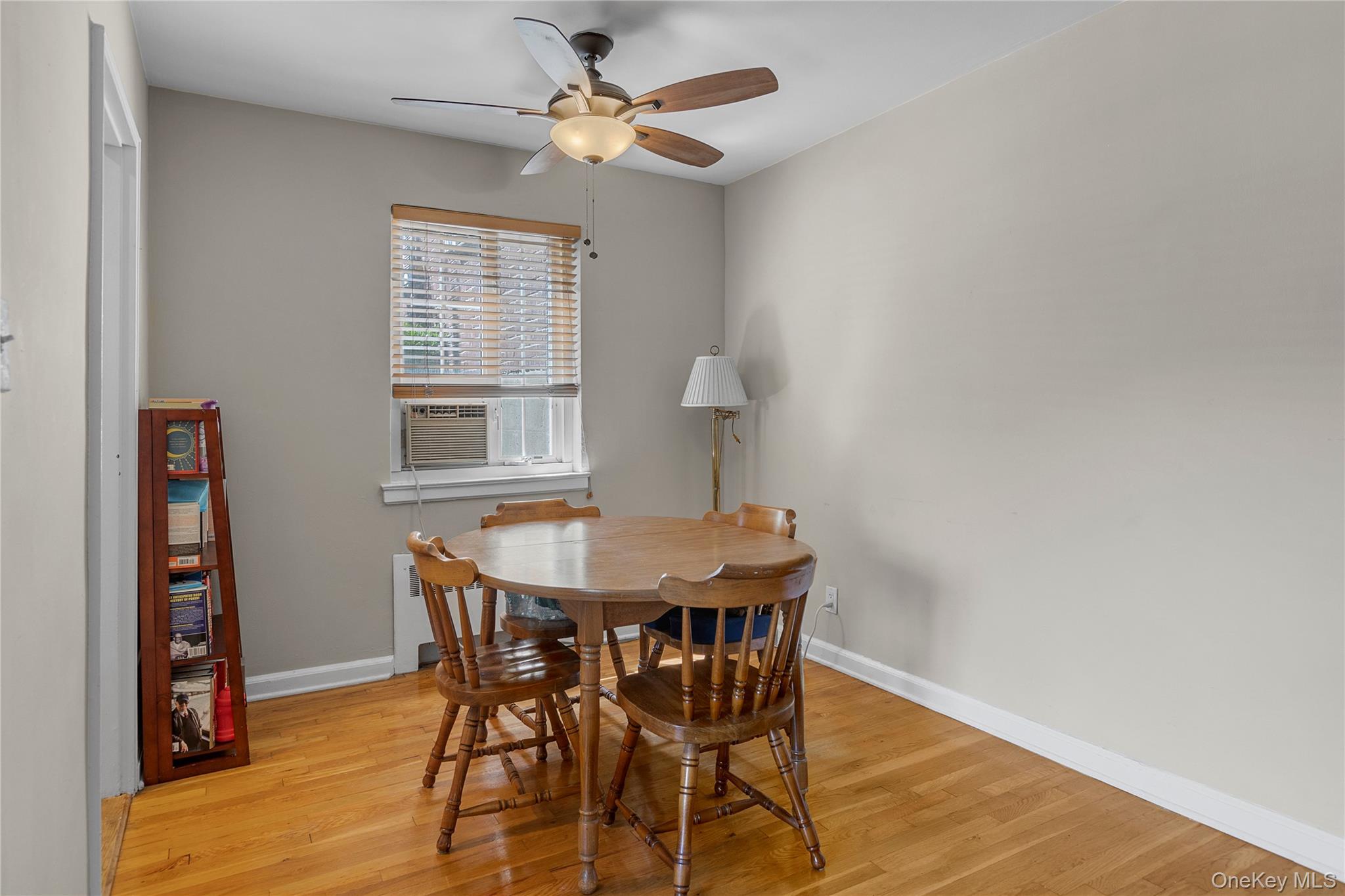 49 Nathan Hale Drive 11A