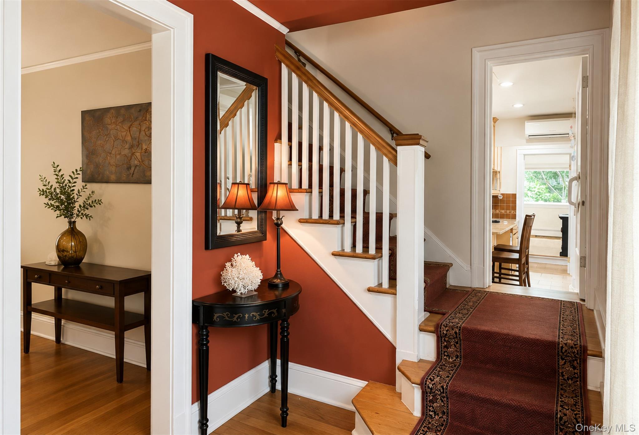 579 Manor Lane