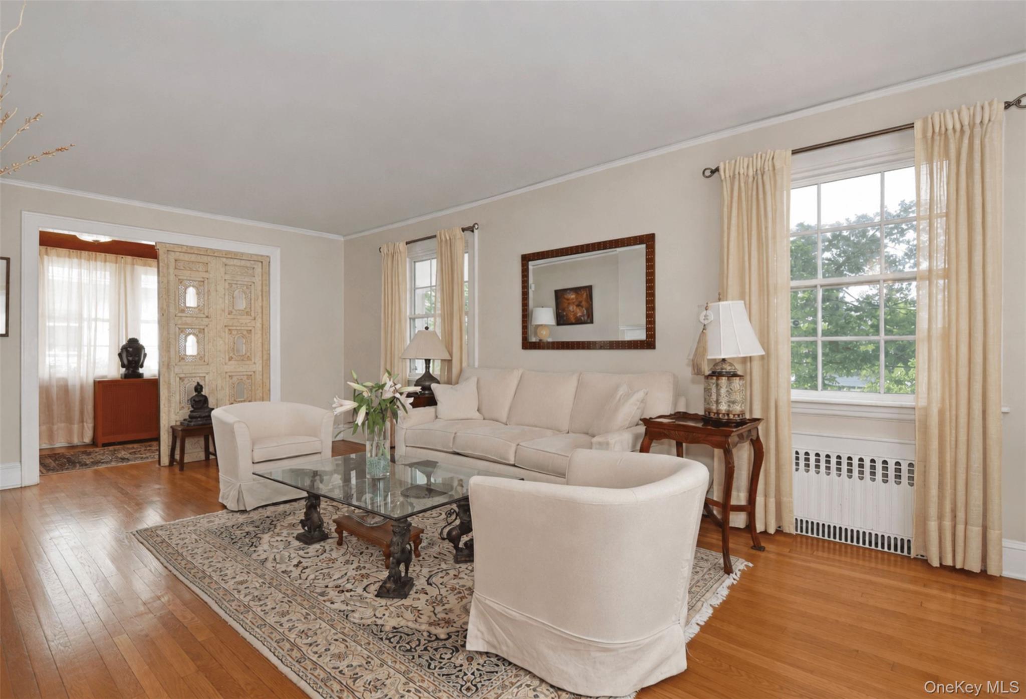 579 Manor Lane