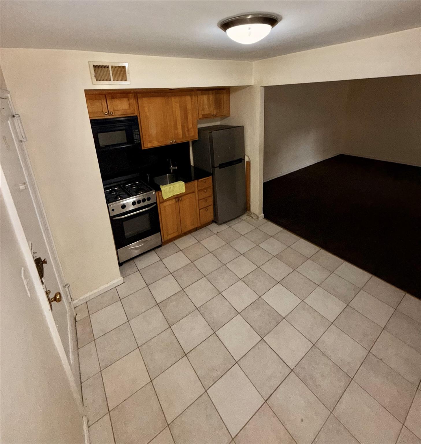 105-24 64 Rd #4L, Forest Hills, New York image 2