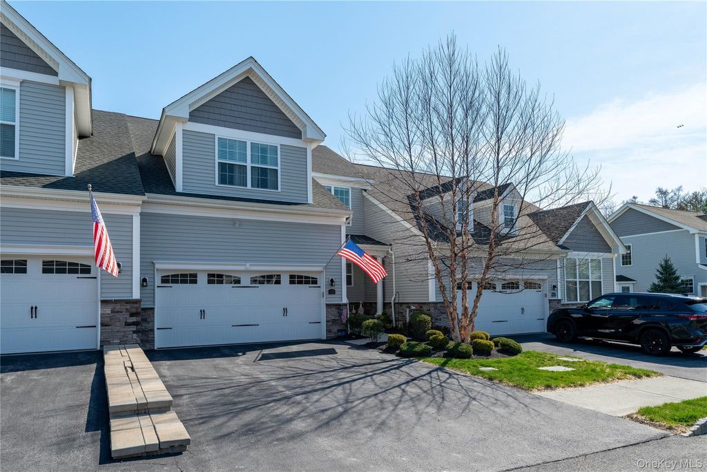 Photo of 50 Stratford Lane, Wappingers Falls, NY 12590 (MLS # 979639)