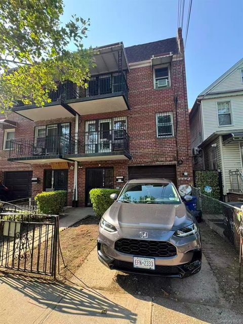 Photo of 94-18 53rd Avenue, Elmhurst, NY 11373 (MLS # 1020913)