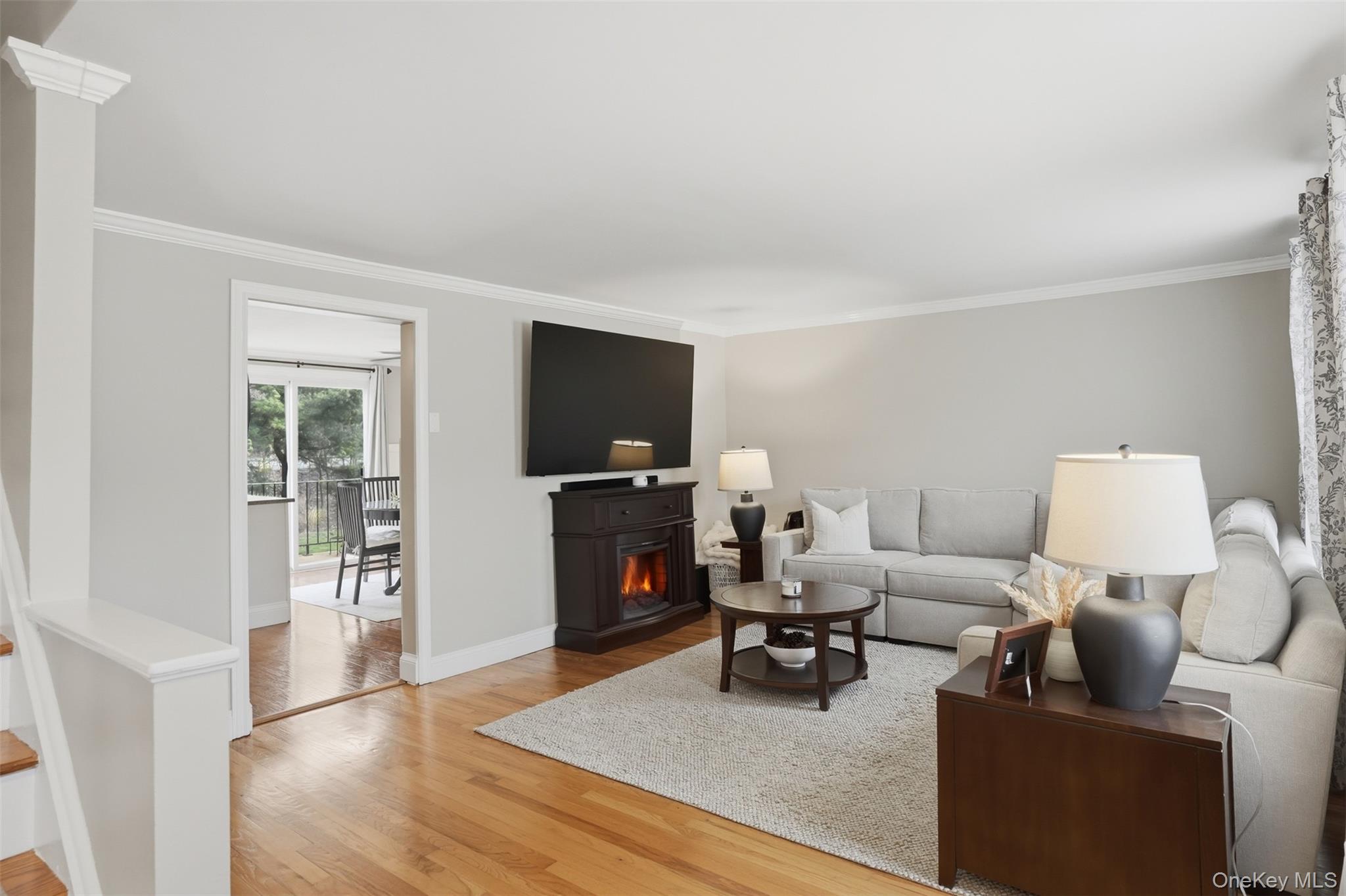 304 Parr Meadow Drive 3D