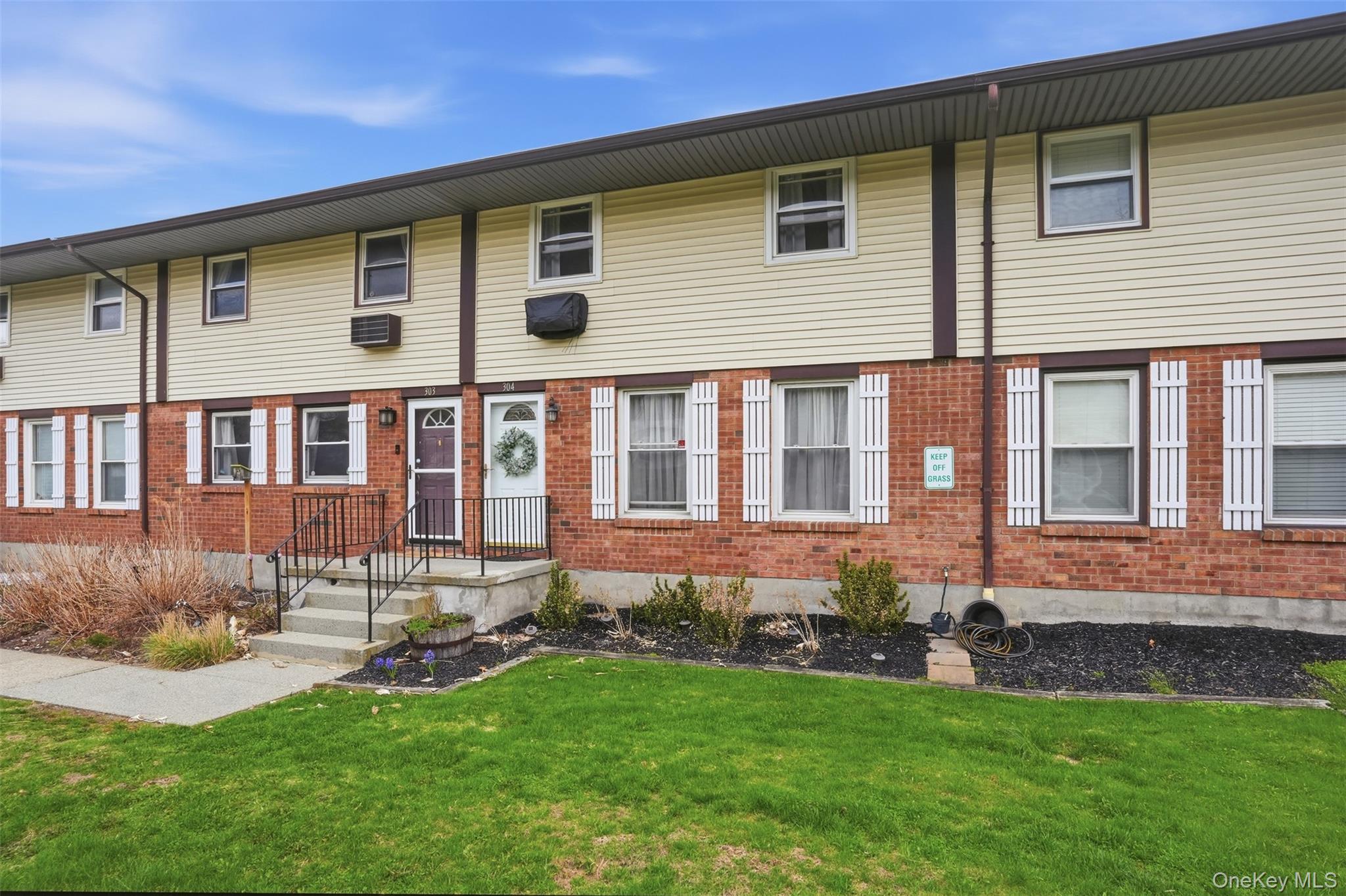 304 Parr Meadow Drive 3D