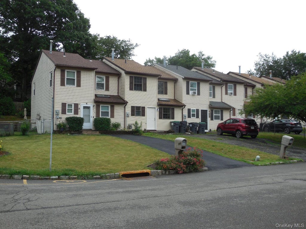 Photo of 546 Saracino Drive, Maybrook, NY 12543 (MLS # 1023336)