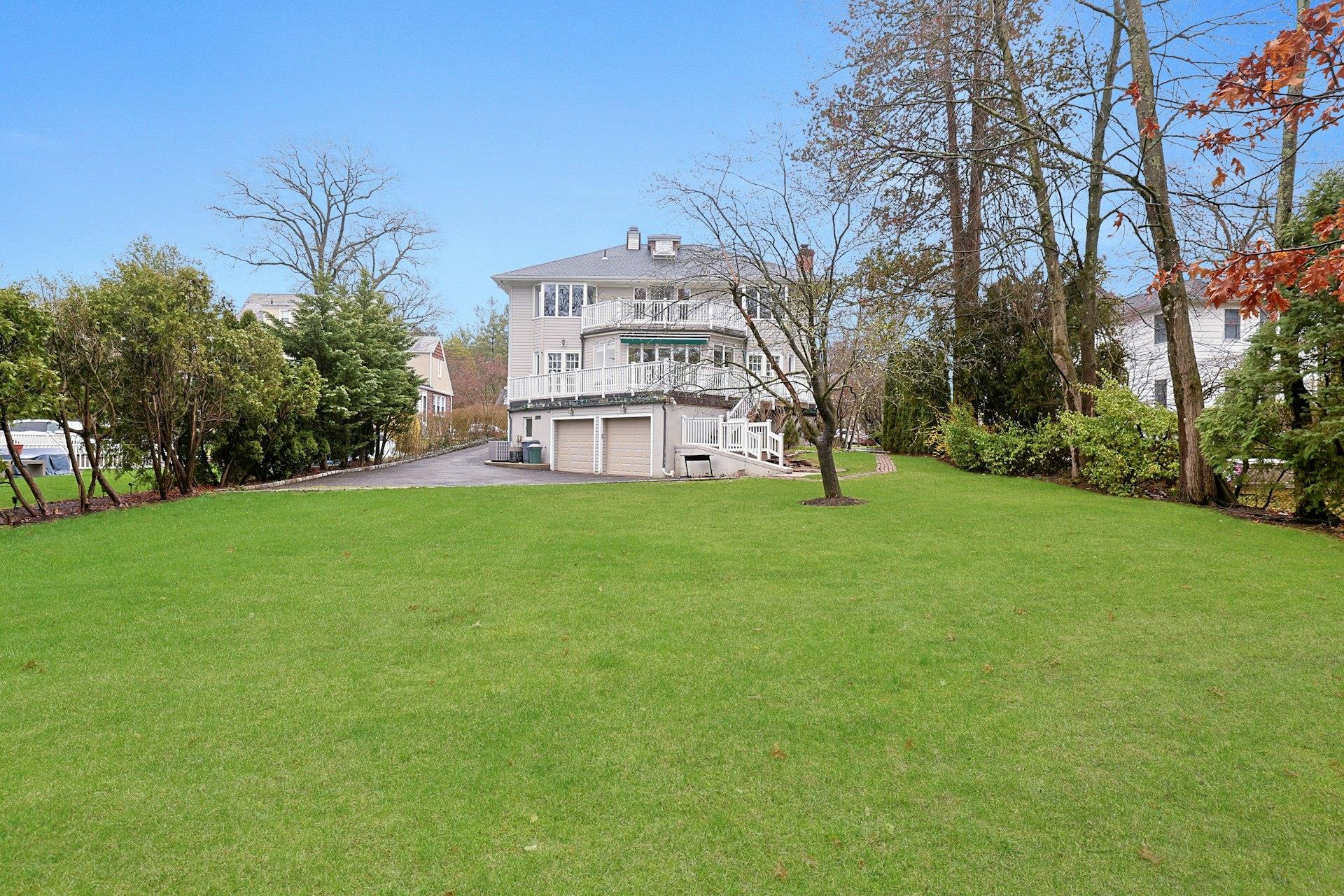 45 Montrose Road, Scarsdale, New York image 35