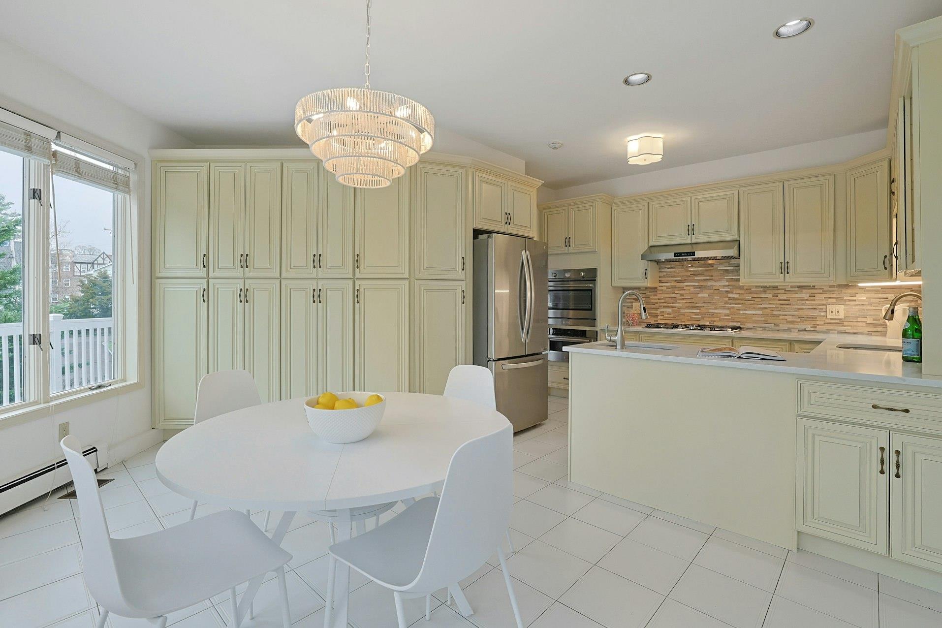 45 Montrose Road, Scarsdale, New York image 10