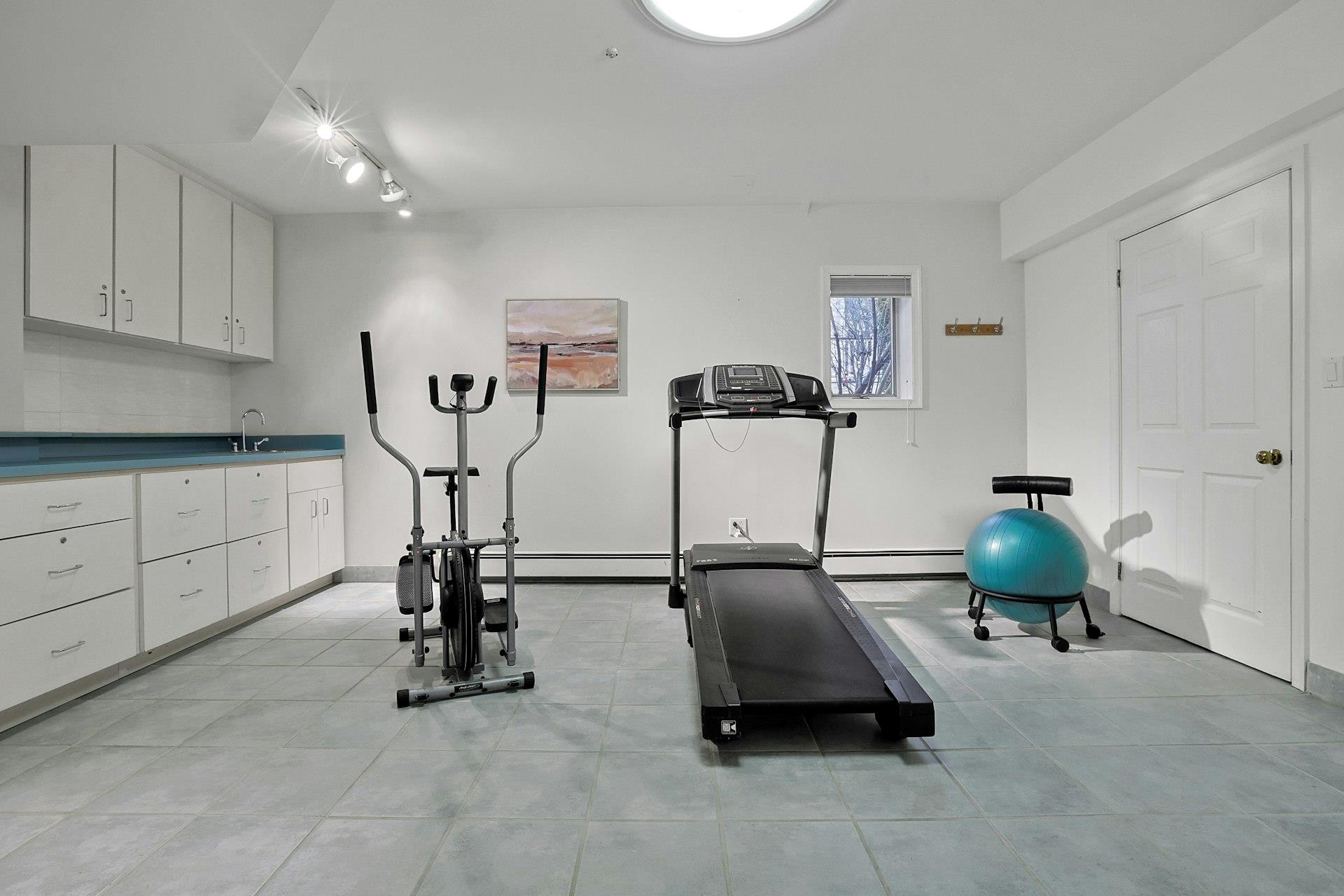 45 Montrose Road, Scarsdale, New York image 33