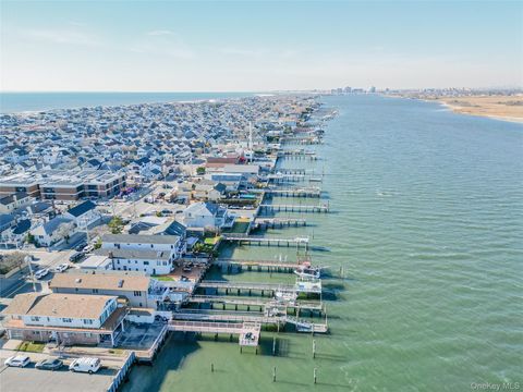 Homes For Sale - 991 W Park Avenue<br/> Long Beach, NY 11561