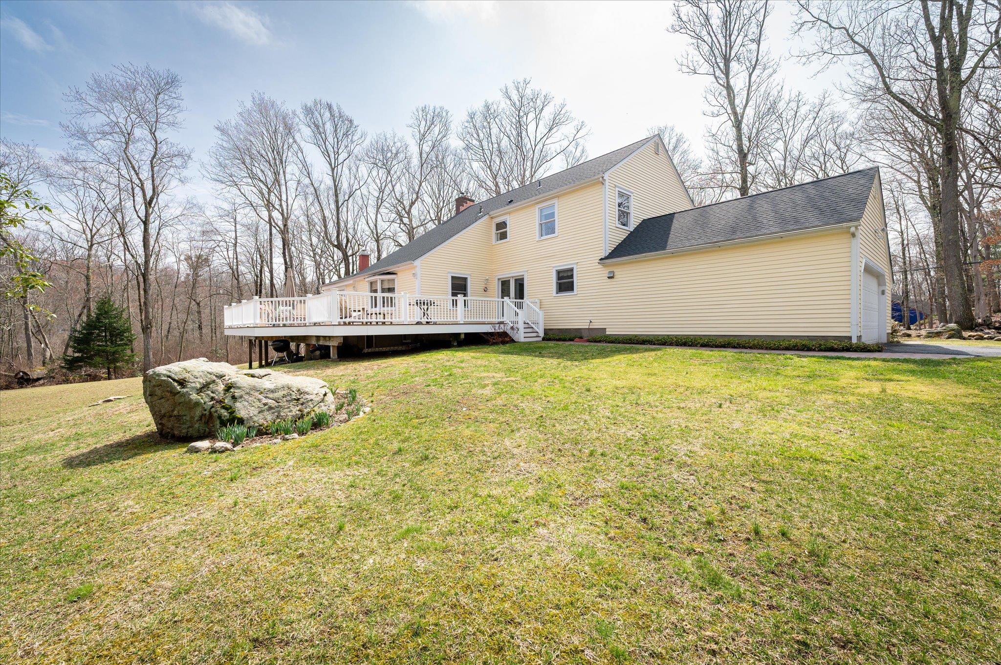 2 Hastings Court, South Salem, New York image 4