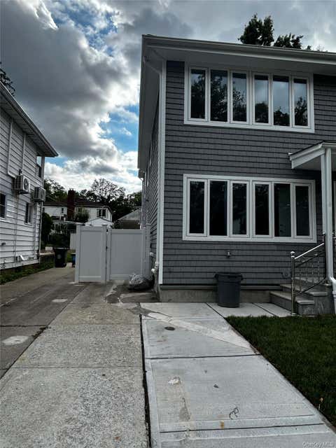 Multifamily For Rent - 6446 217th Street #1ST FL+BASEMENT<br/> Oakland Gardens, NY 11364