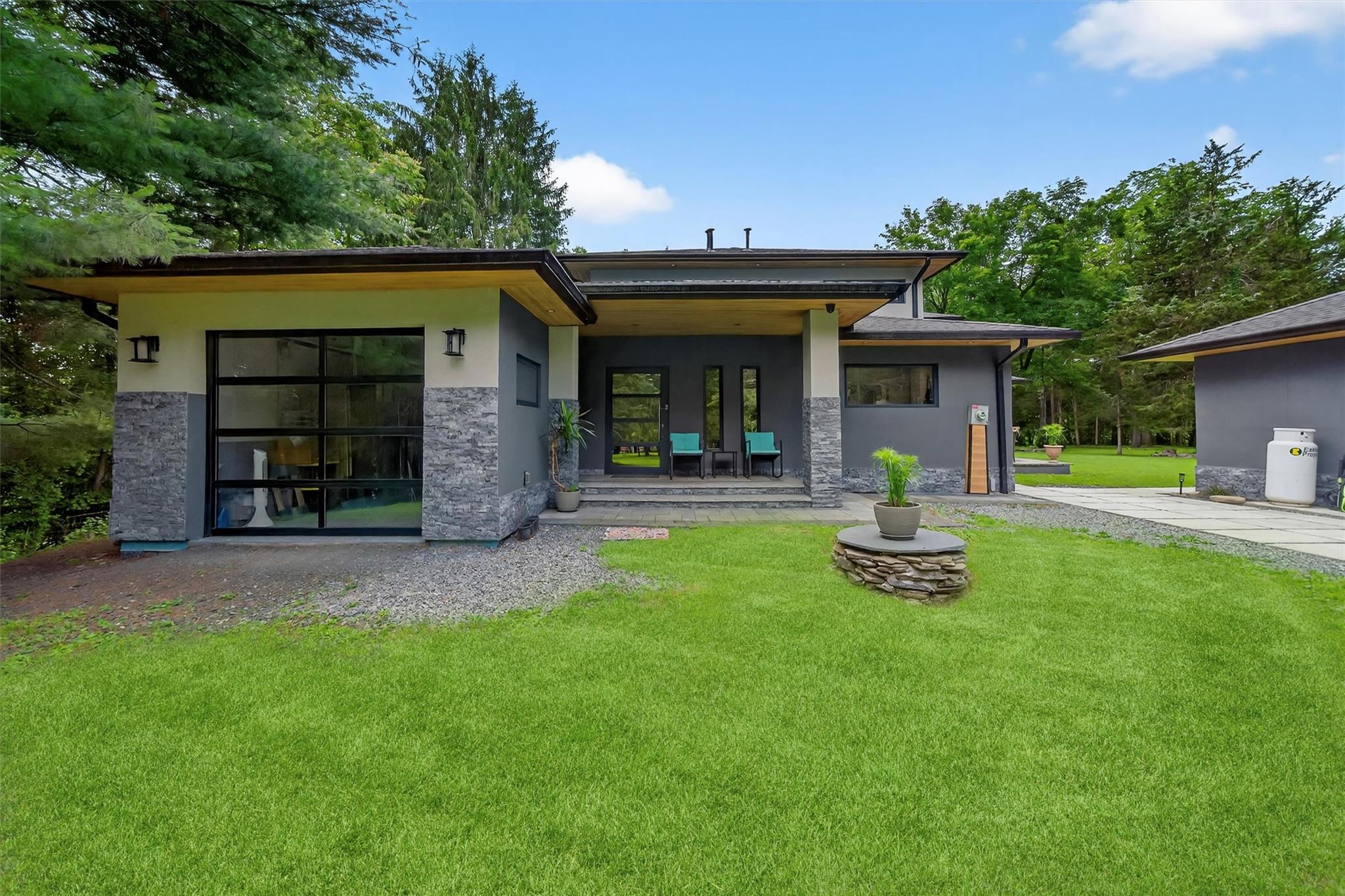 41 Sand Hill Lane