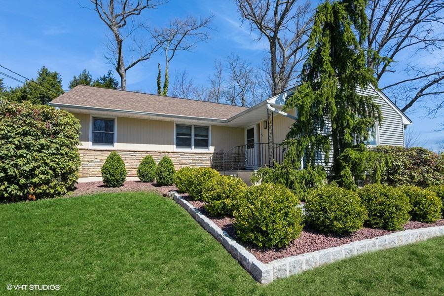 30 Fernwood Drive, New City, New York image 3