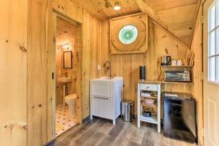 689 Albany Post Road, New Paltz, New York image 37