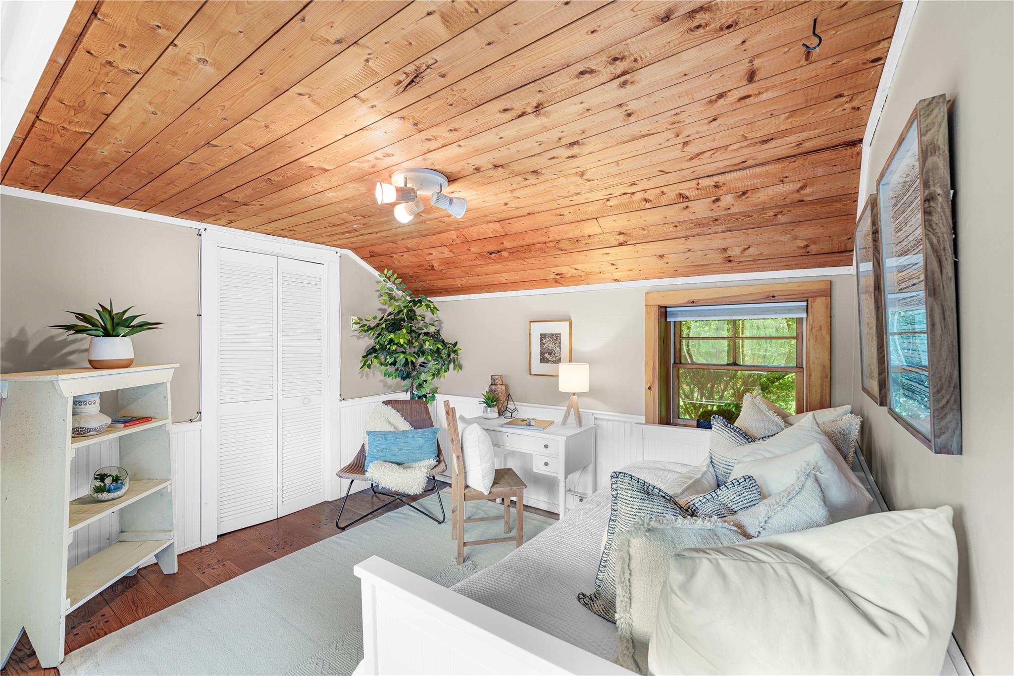 689 Albany Post Road, New Paltz, New York image 6