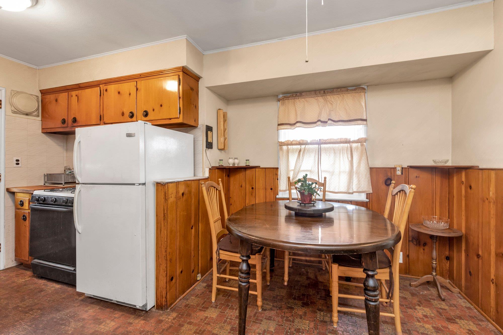 6 Elwood Avenue, Hicksville, New York image 5