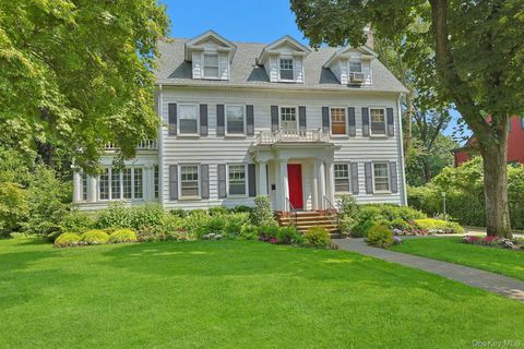 49 Overlook Circle New Rochelle NY 10804