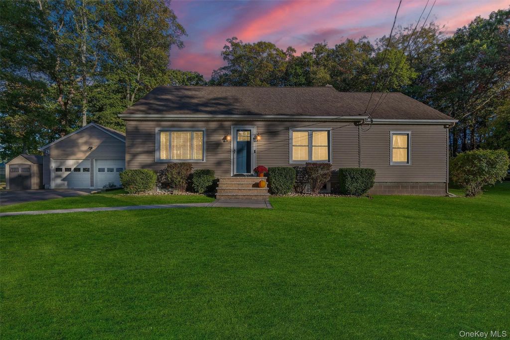 Photo of 180 Grange Road, Otisville, NY 10963 (MLS # 961785)