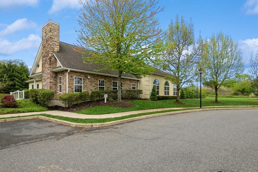156 Christine Drive, Dix Hills, New York image 26