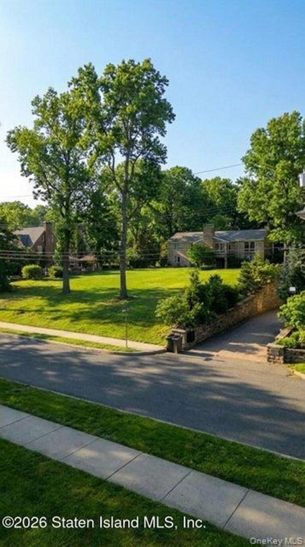 Photo of 18 Emerson Avenue #P, Staten Island, NY 10301 (MLS # 986752)