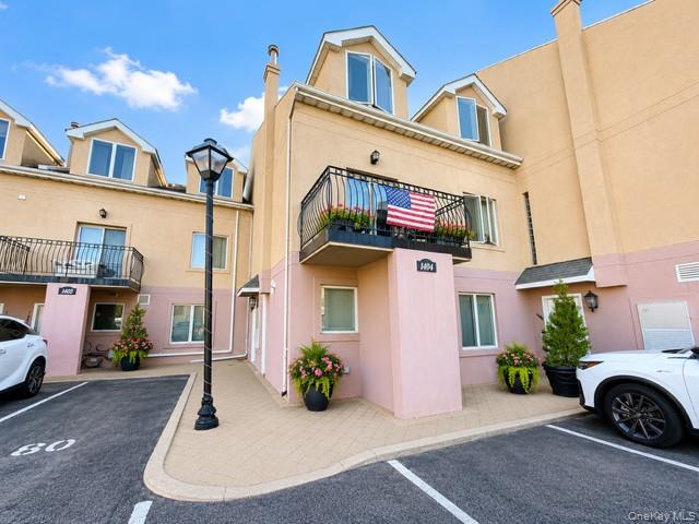 1404 Outlook Avenue 1