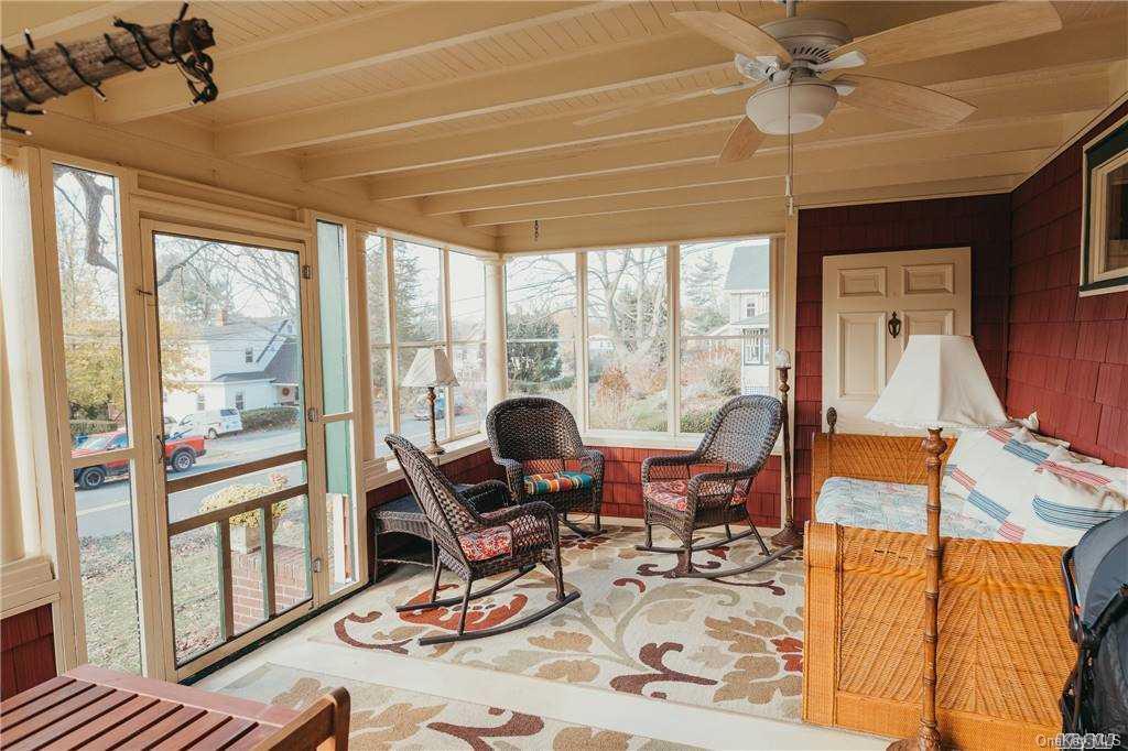 611 High Street, Port Jefferson, New York image 41