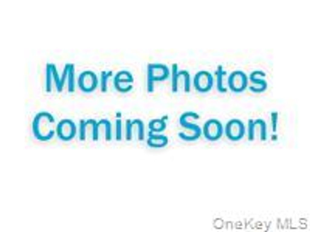 Photo of 8135 257th Street, Glen Oaks, NY 11004 (MLS # 984143)