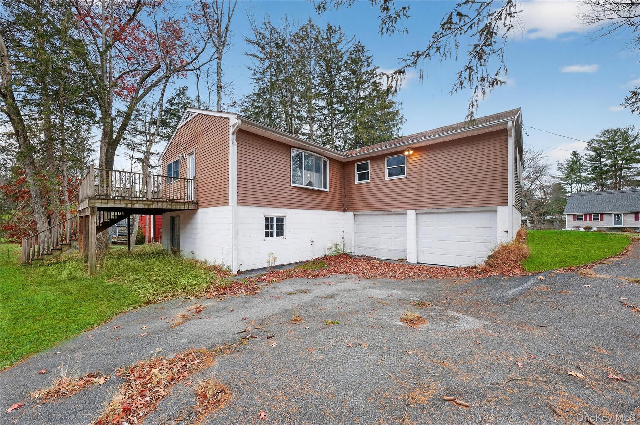 Hyde Park, New York 12538, United States, 4 Bedrooms Bedrooms, ,2 BathroomsBathrooms,Residential,Active,251919