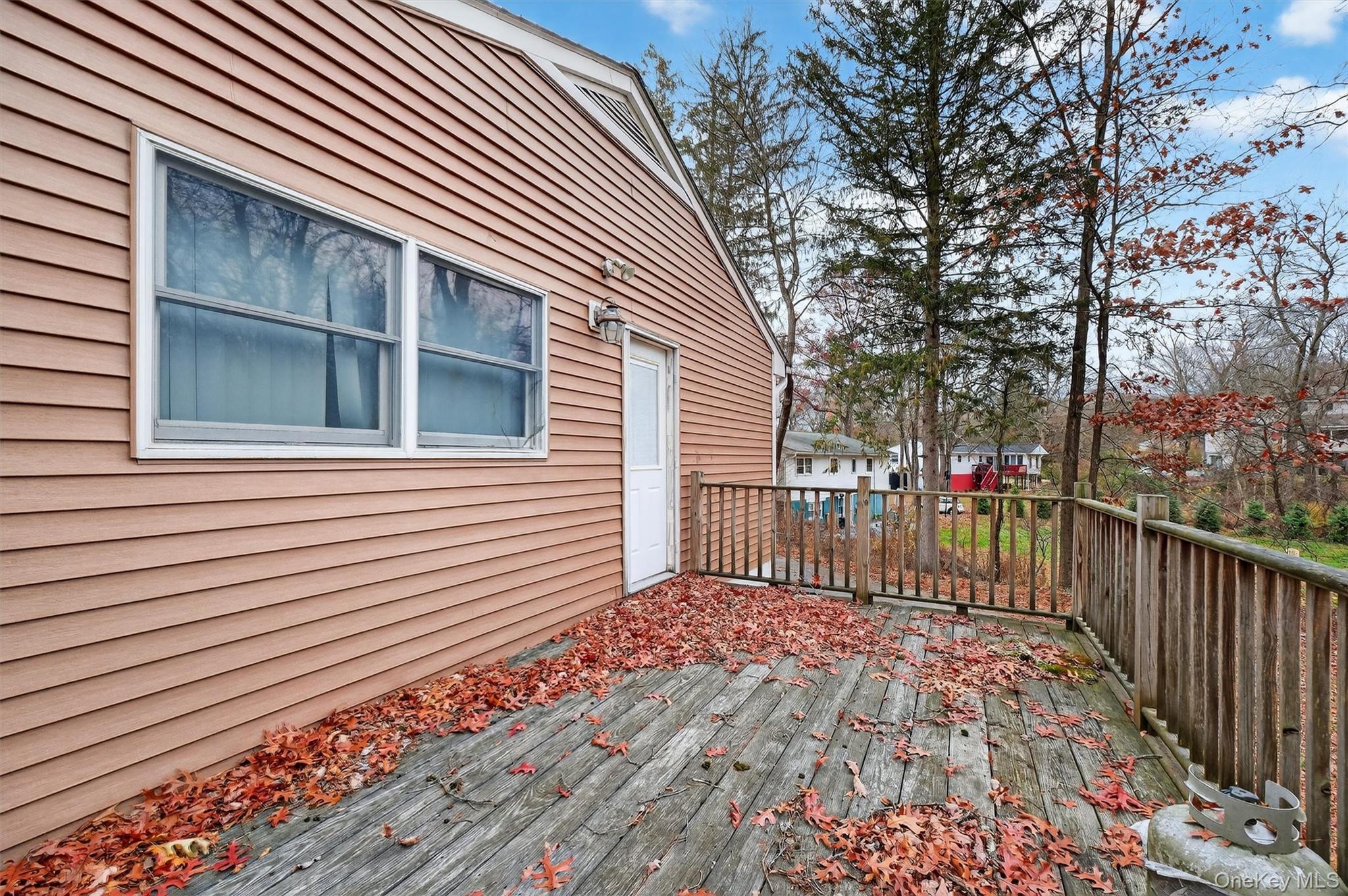 Hyde Park, New York 12538, United States, 4 Bedrooms Bedrooms, ,2 BathroomsBathrooms,Residential,Active,251919