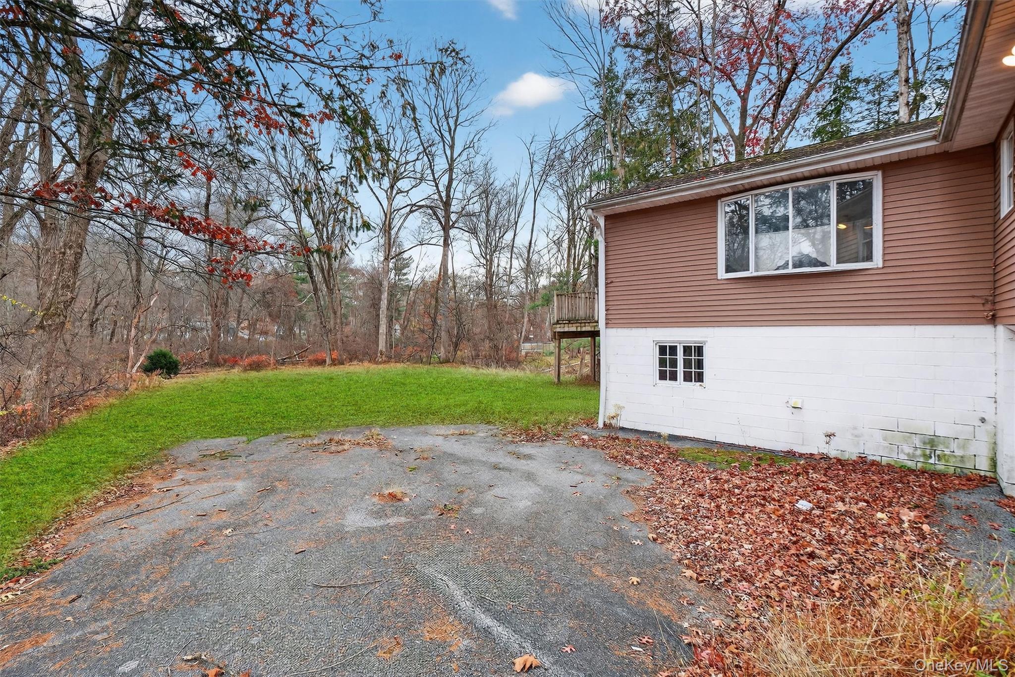 Hyde Park, New York 12538, United States, 4 Bedrooms Bedrooms, ,2 BathroomsBathrooms,Residential,Active,251919