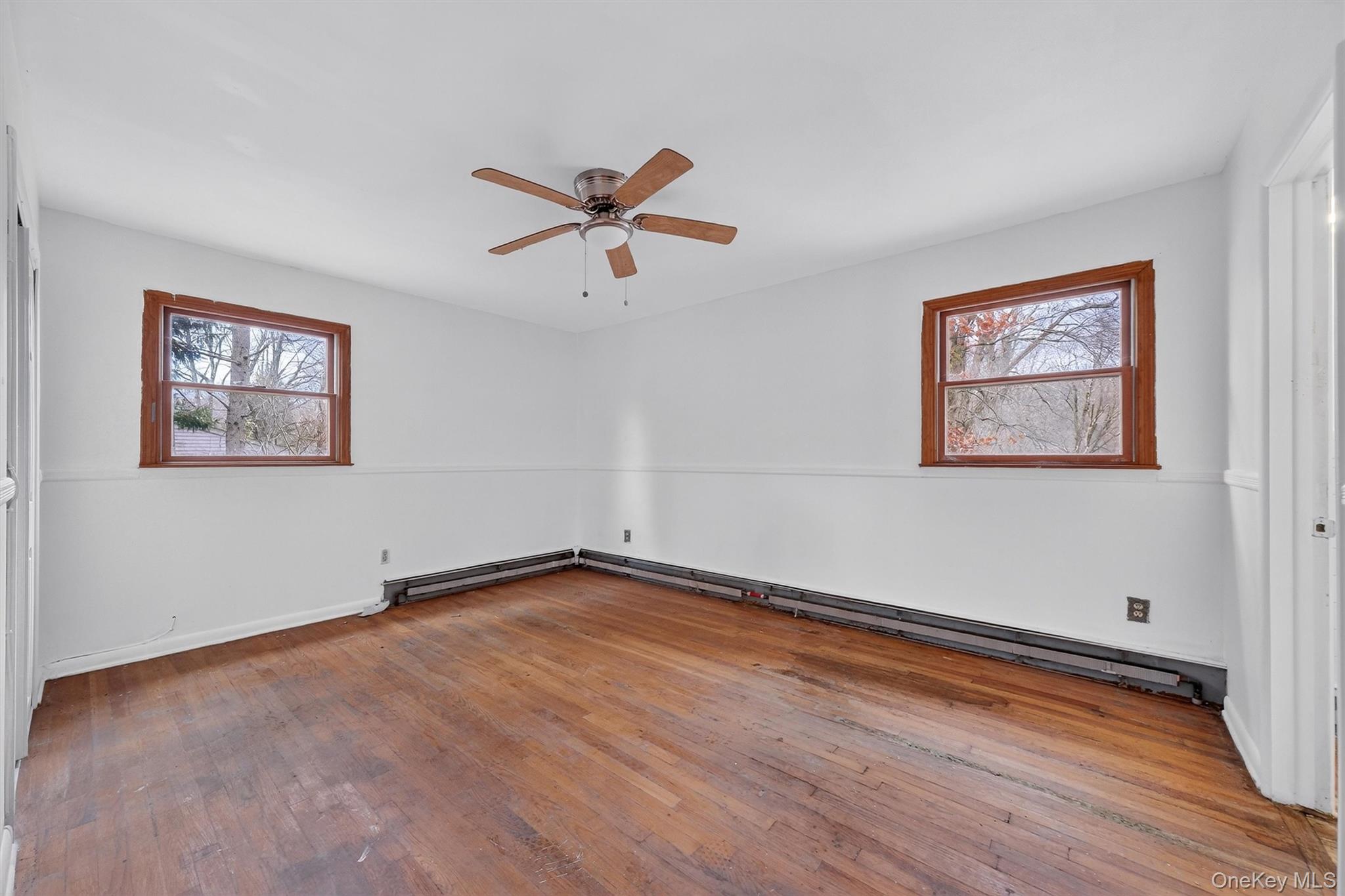 Hyde Park, New York 12538, United States, 4 Bedrooms Bedrooms, ,2 BathroomsBathrooms,Residential,Active,251919