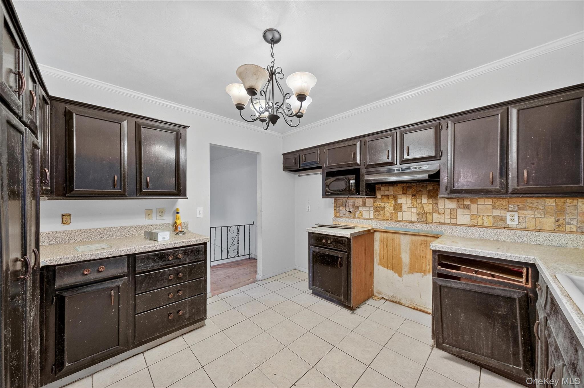 Hyde Park, New York 12538, United States, 4 Bedrooms Bedrooms, ,2 BathroomsBathrooms,Residential,Active,251919