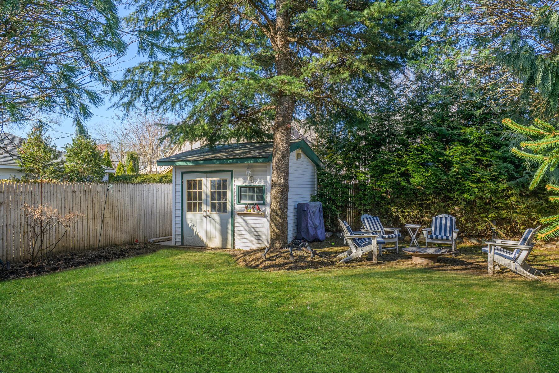 40 Park Avenue, Williston Park, New York image 24