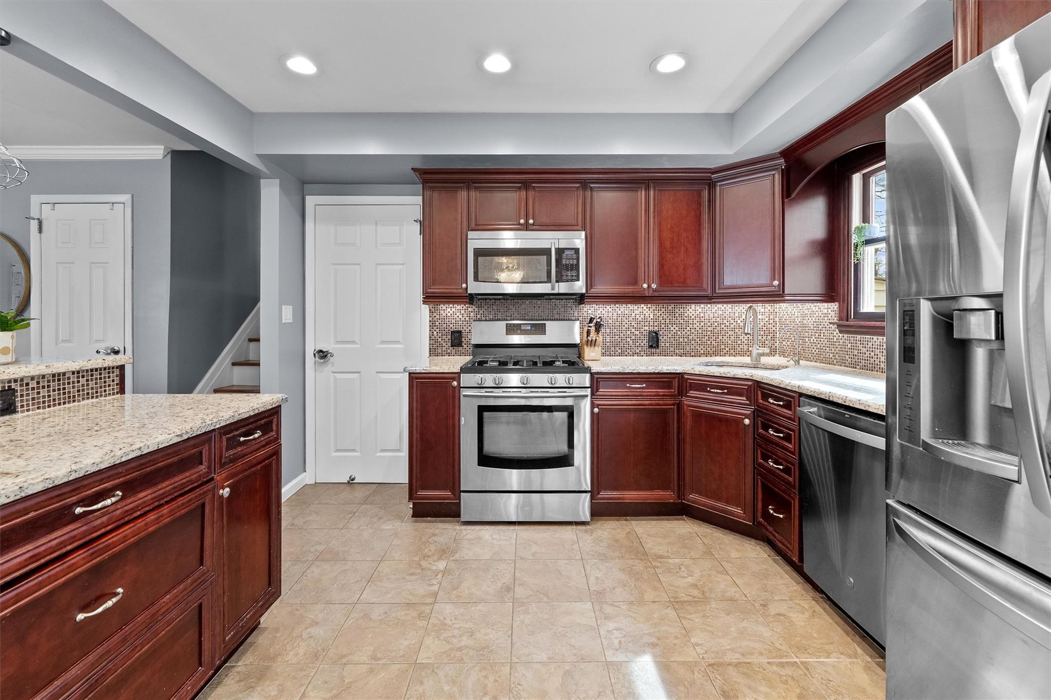 17 Birch Drive, Nanuet, New York image 5