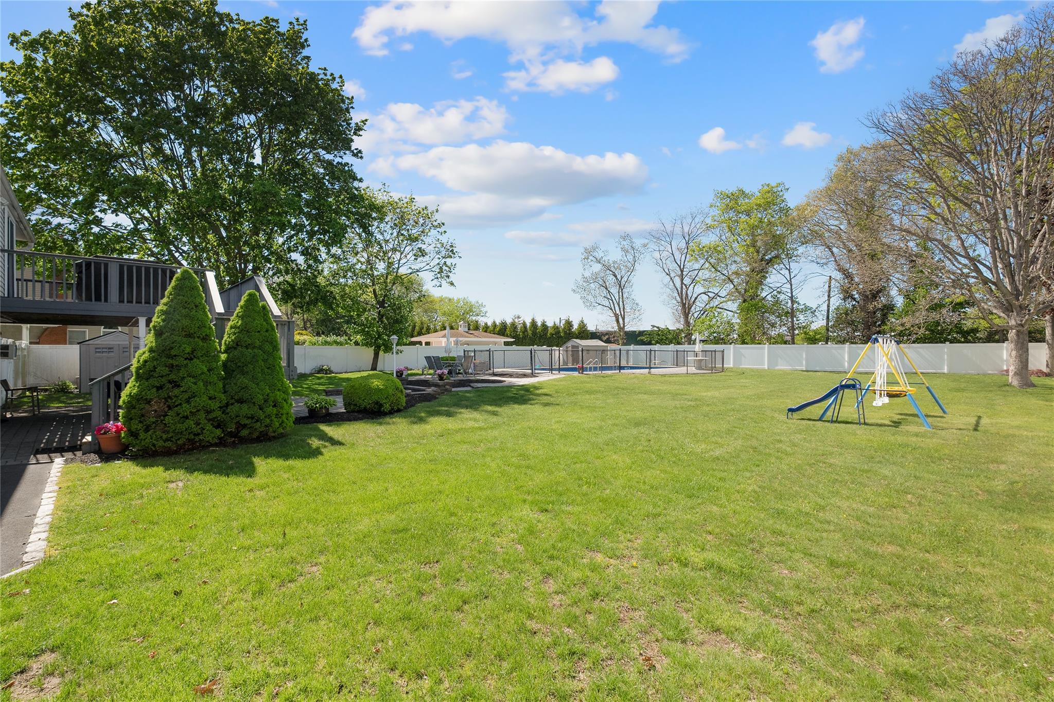 69 Nathan Drive, Bohemia, New York image 26