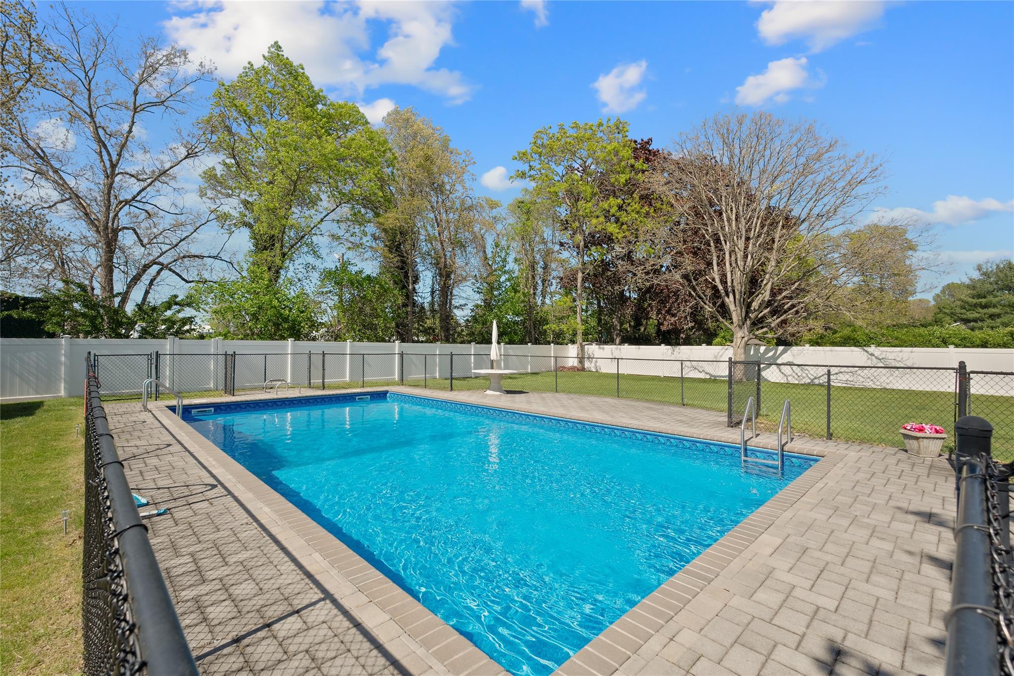69 Nathan Drive, Bohemia, New York image 24