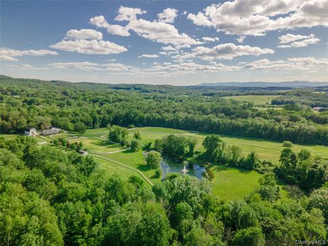 47 White Bridge Rd Chatham NY 12136