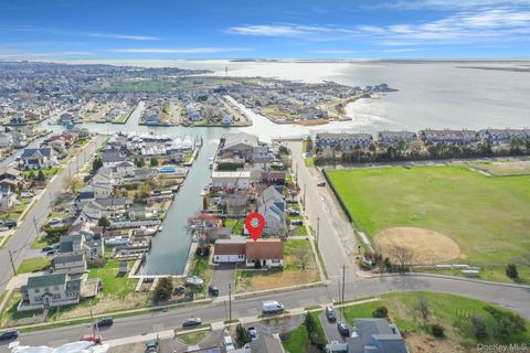 280 S Bayview Avenue Amityville NY 11701