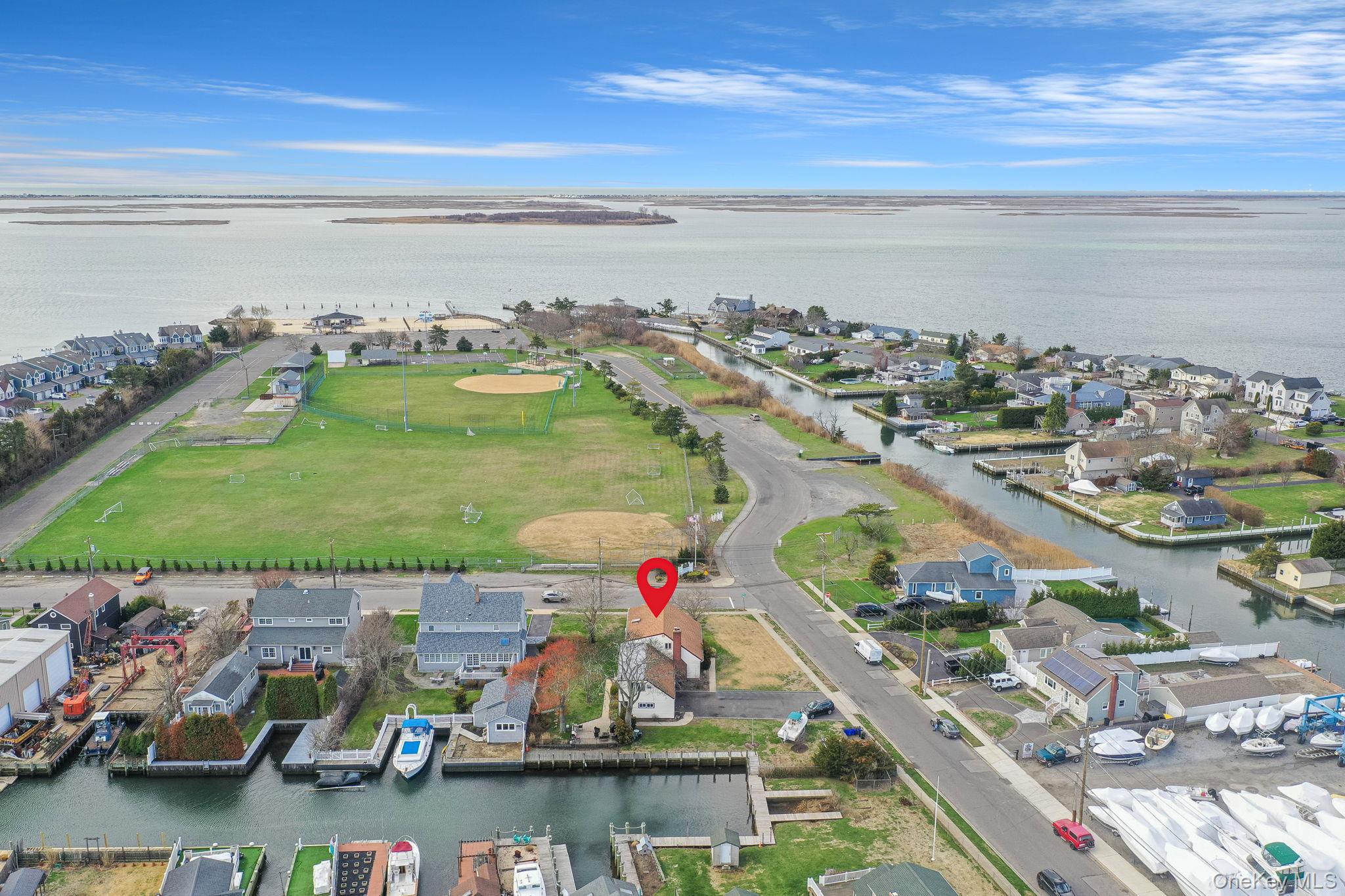 280 S Bayview Avenue