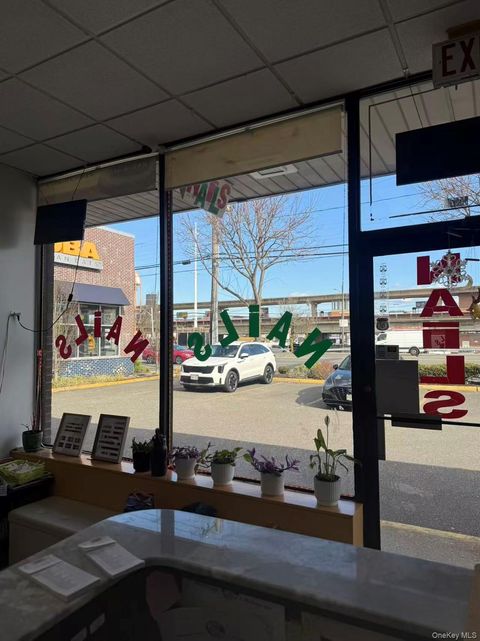 4876 Sunrise Hwy Massapequa Park NY 11762