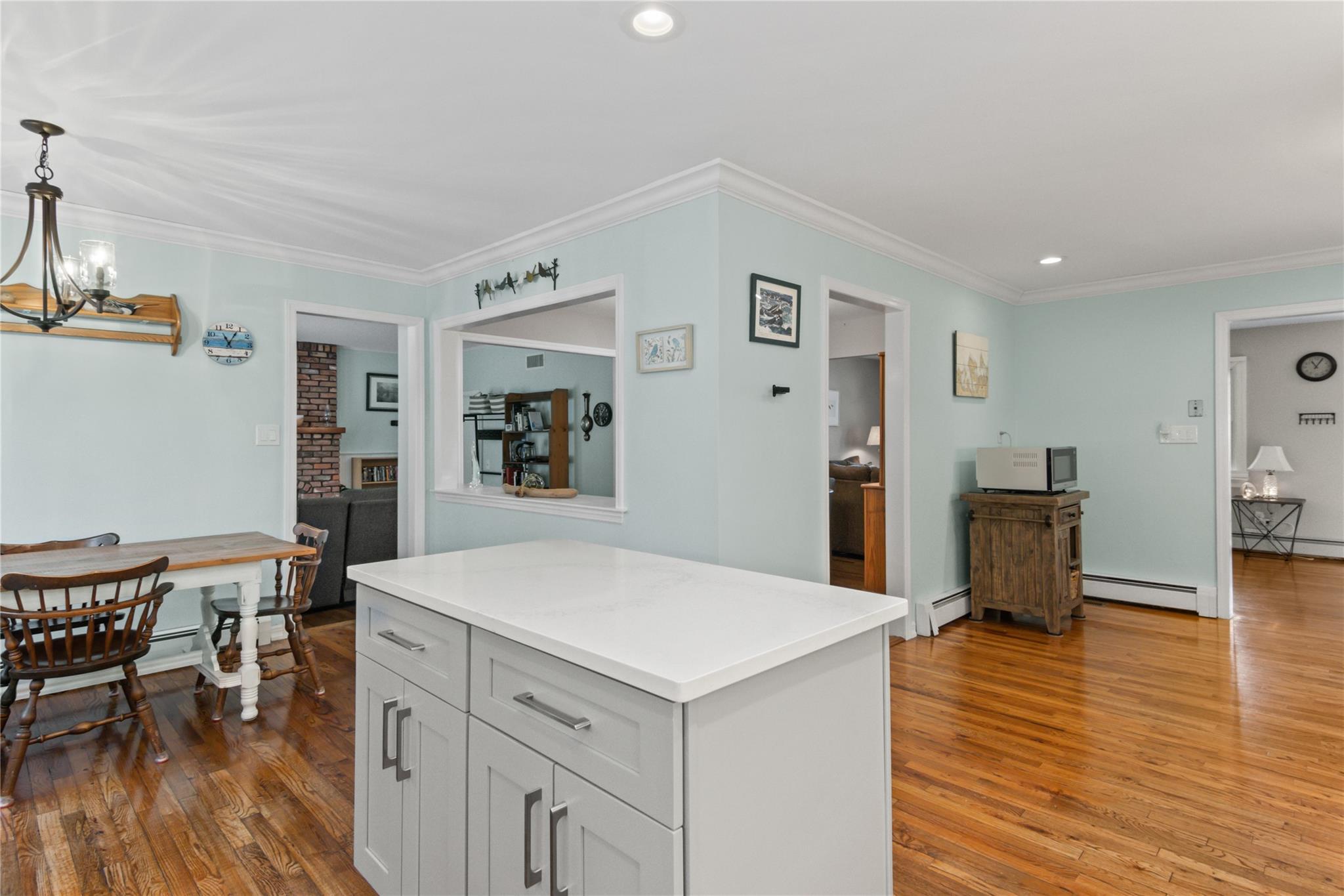 22 W Cranbrook Court, Centerport, New York image 8