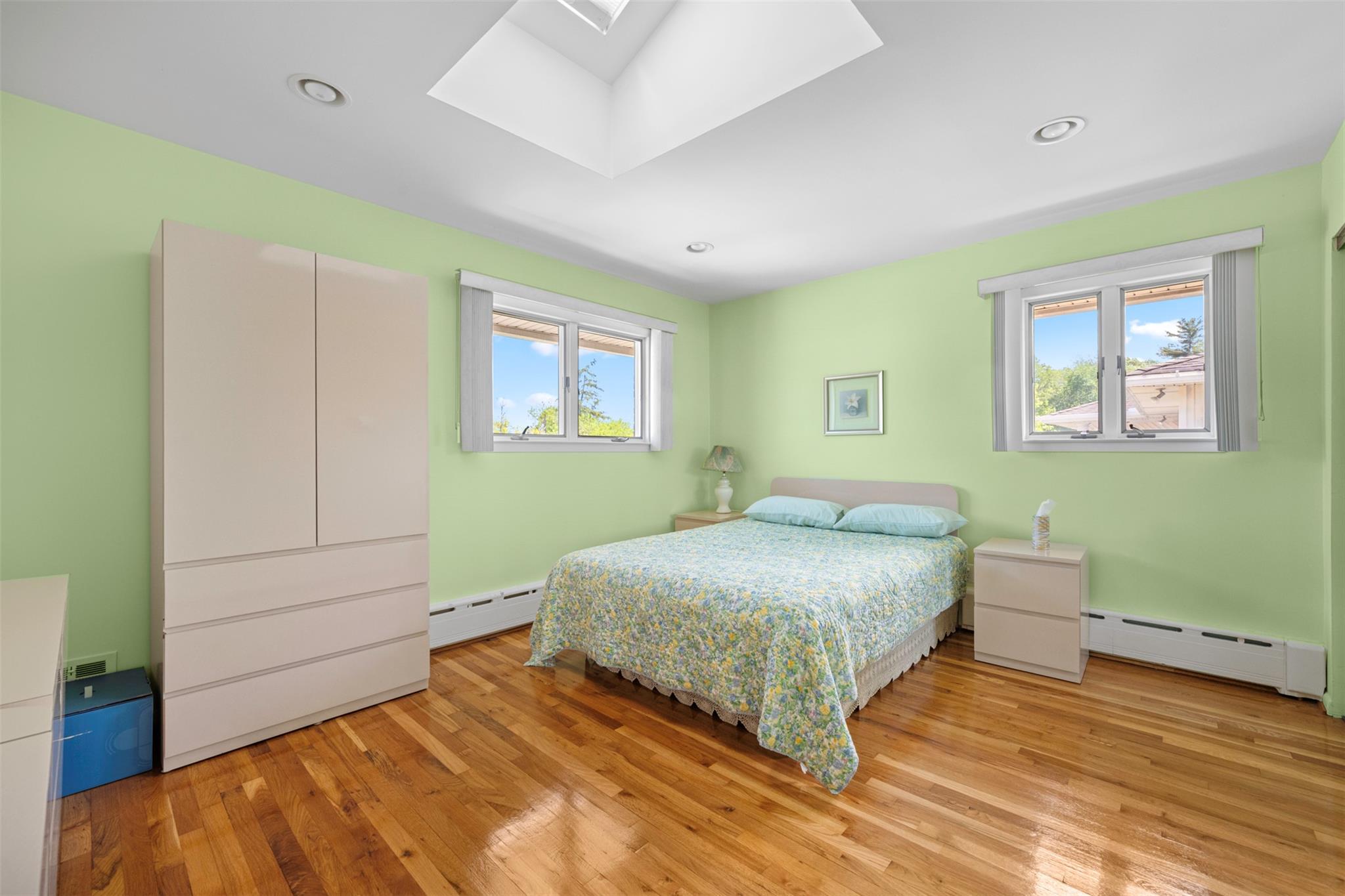 70 Monterey Drive, Manhasset Hills, New York image 17