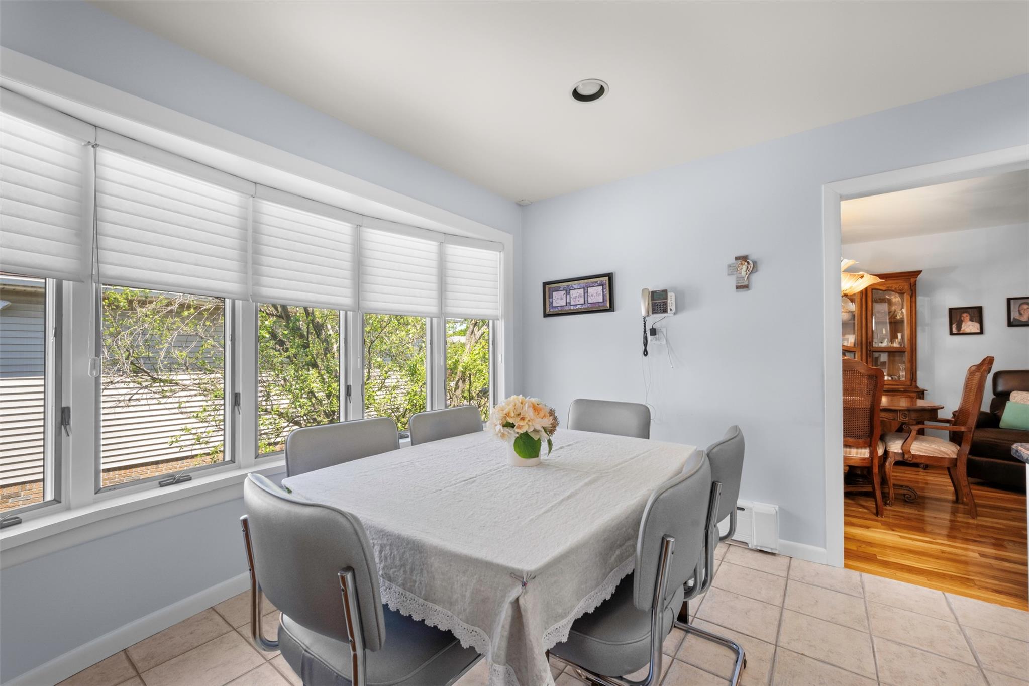 70 Monterey Drive, Manhasset Hills, New York image 12