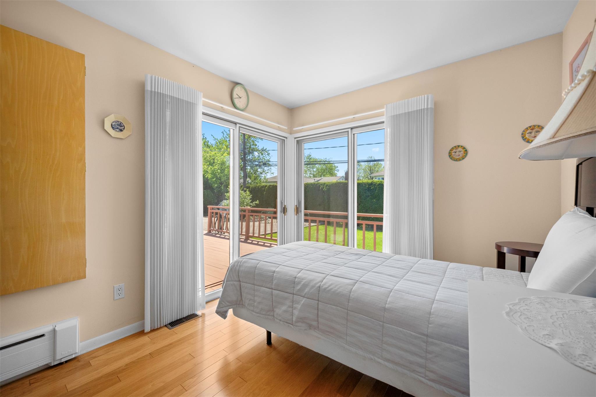 70 Monterey Drive, Manhasset Hills, New York image 19