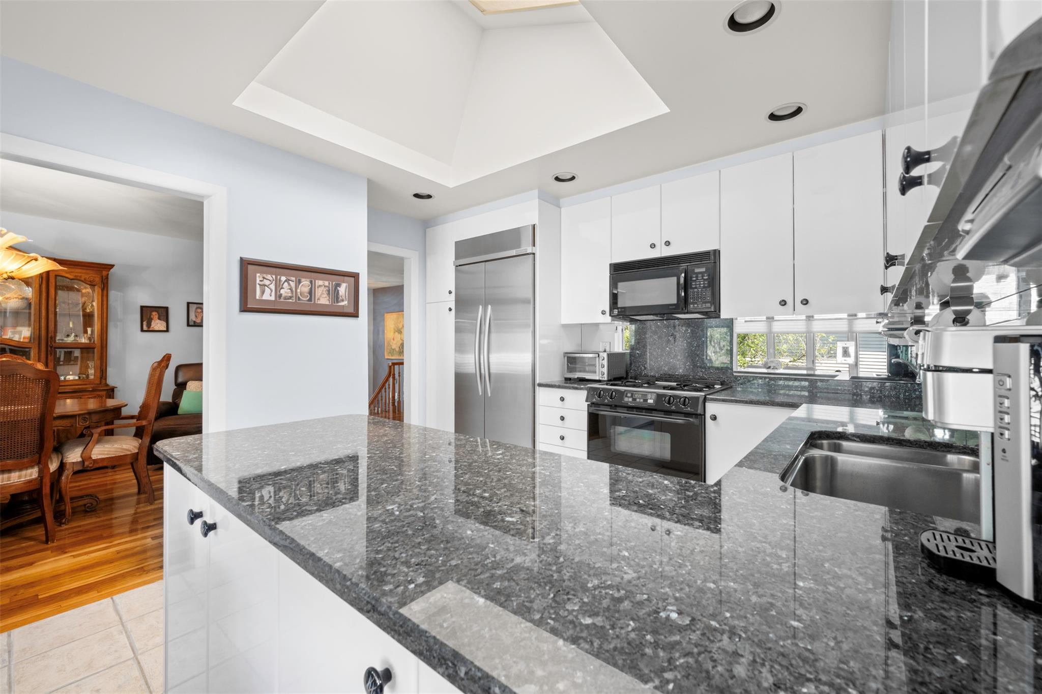 70 Monterey Drive, Manhasset Hills, New York image 10